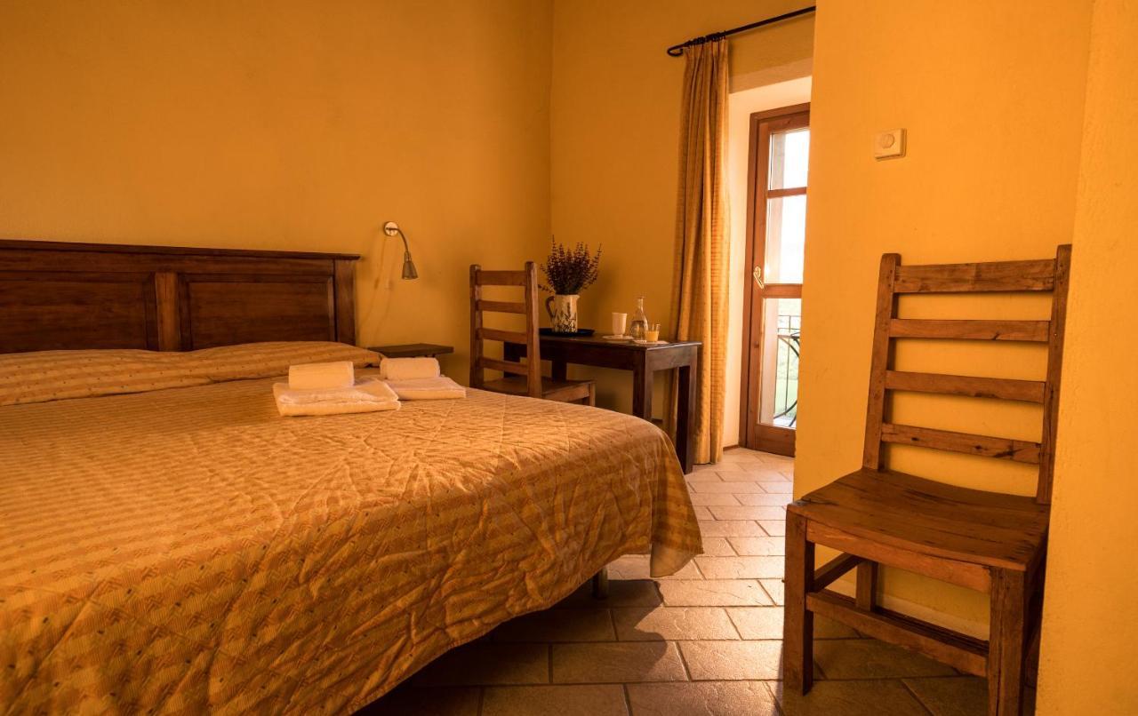 Agriturismo Gallo Cortemilia Exterior foto